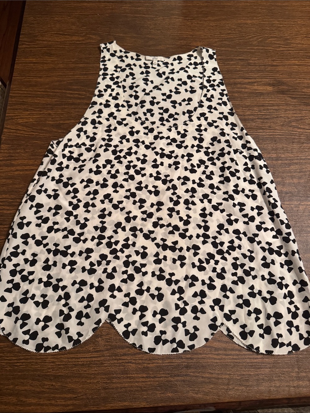 Joie Black and White Floral Scallop-Hem Camisole